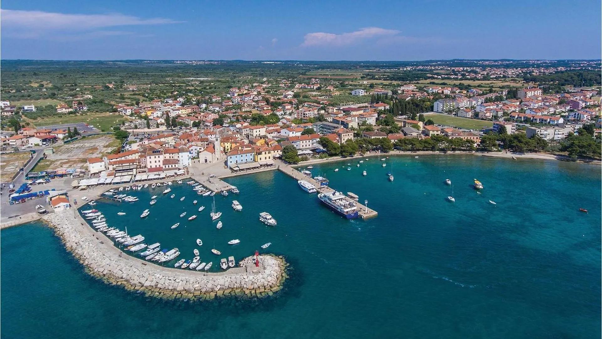 Gorgeous Apartment In Fazana With Wifi 0*,  Kroatien
